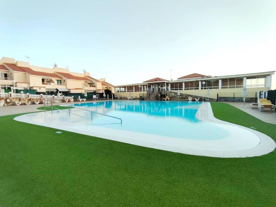 Pool Apartment Maspalomas By Wave Properties San Bartolomé Buitenkant foto